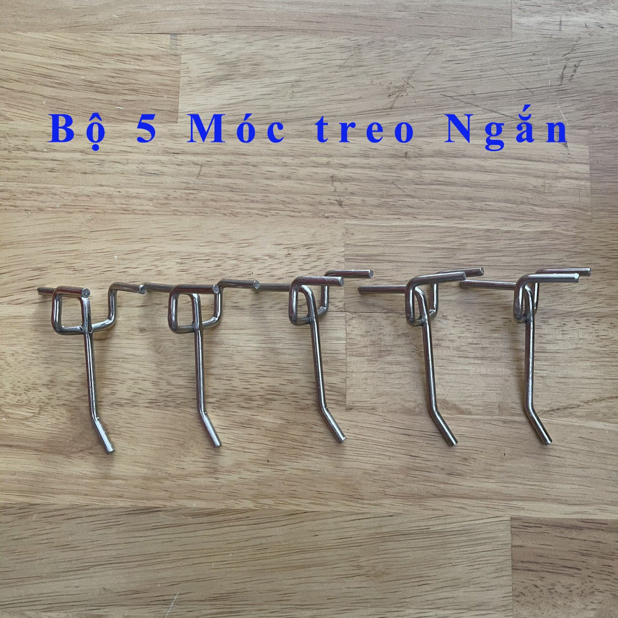 Set of 5 short 5.5cm . pegboard hangers
